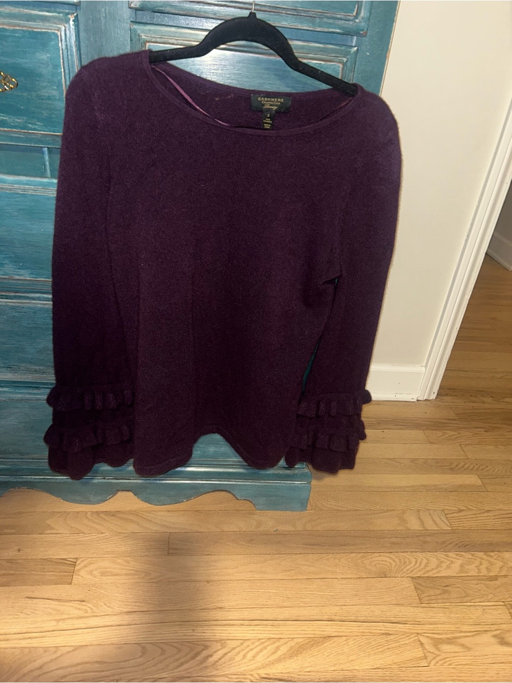 100% Cashmere Purple Ruffle-Sleeve Sweater